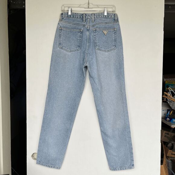 VTG Guess USA High Rise Mom Jeans Light Wash Tapered Leg 31 x 29 - Picture 9 of 10